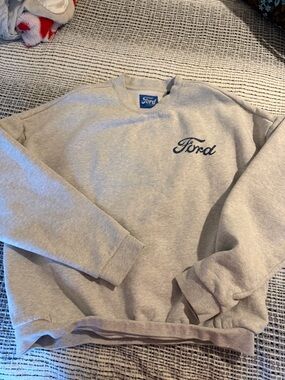 Ford Crewneck Sweatshirt in Light Gray